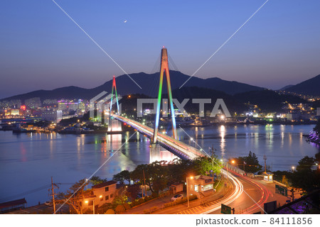 Yeosu Dolsan Bridge Night View Yeosu Dolsan Bridge Night View 84111856
