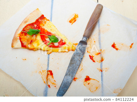 Italian pizza Margherita Italian pizza Margherita 84112224