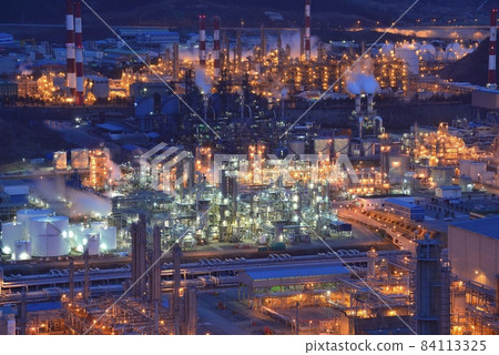 Yeosu industrial complex night view Yeosu industrial complex night view 84113325