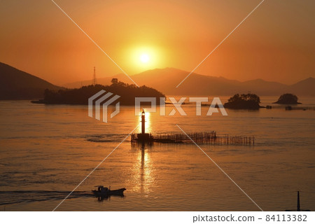 Sichuan Silan Sunset Sichuan Silan Sunset 84113382