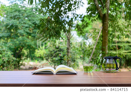 concept of reading books and desks concept of reading books and desks 84114715