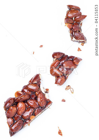 Nougat with almonds 84115853