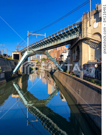東京秋葉原正平橋神田川沿岸的私人住宅 84116461