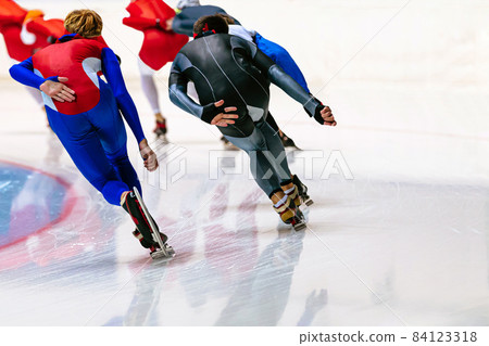 back skaters athletes in speed skating mass start 84123318