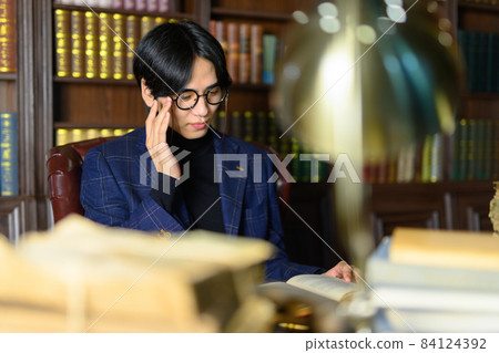 一個學者 84124392