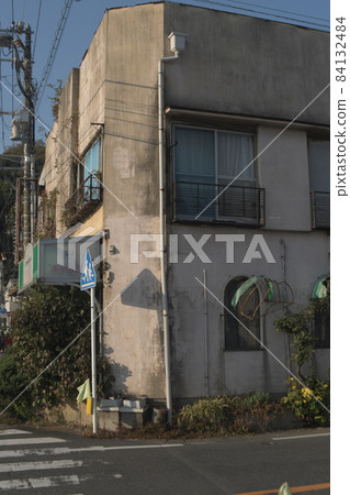 古屋鎌倉市 84132484