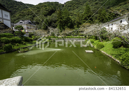 Iwakuni Kikko Park Iwakuni City, Yamaguchi Prefecture 84132651