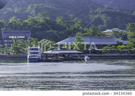 Miyajima Ferry Pier Hatsukaichi City, Hiroshima Prefecture 84134160
