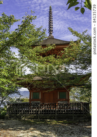 Miyajima Itsukushima Shrine Tahoto, Hatsukaichi City, Hiroshima Prefecture 84135739