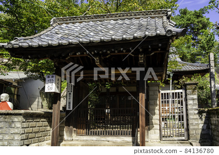 Miyajima Zonkoji Temple Hatsukaichi City, Hiroshima Prefecture 84136780