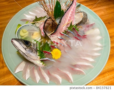 大分的美食關鯖魚和關竹莢魚 大分的美食關鯖魚和關竹莢魚 84137821