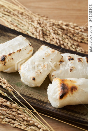 Cutted rice cake 84138368