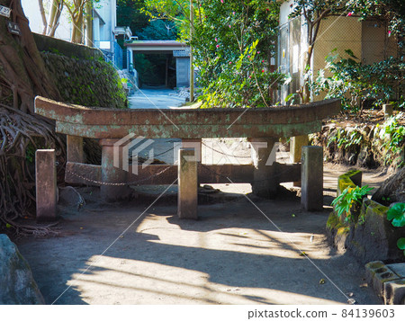 Kagoshima / Sakurajima Kurokami Buried Torii Kagoshima / Sakurajima Kurokami Buried Torii 84139603