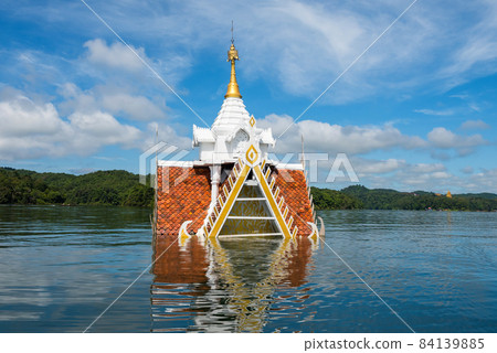Ancient temple on Songkalia river, Sangkhlaburi 84139885