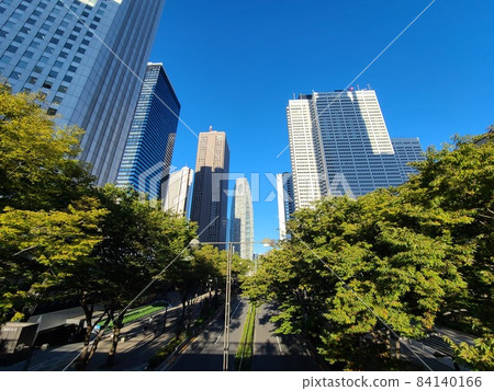 Skyscrapers in Shinjuku standing in the blue sky 84140166