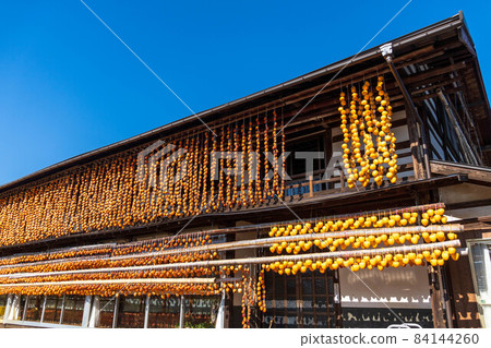 Autumn tradition, dried persimmon scenery 84144260