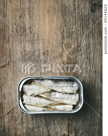 open sardines can 84144828