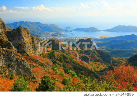 [香川縣] 天氣晴朗的寒華溪的紅葉 84144899