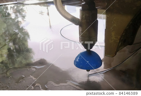 water cutting of different materials high pressure on the cnc machine water cutting of different materials high pressure on the cnc machine 84146389