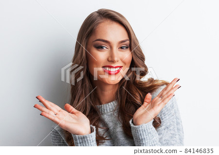 Surprised beautiful girl 84146835