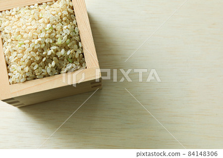 Rice in a box for 3 minutes Rice in a box for 3 minutes 84148306