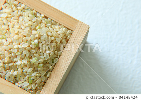 Rice in a box for 3 minutes 84148424