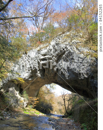 Onbashi, a national natural monument in the upper Taishaku Gorge 84152265