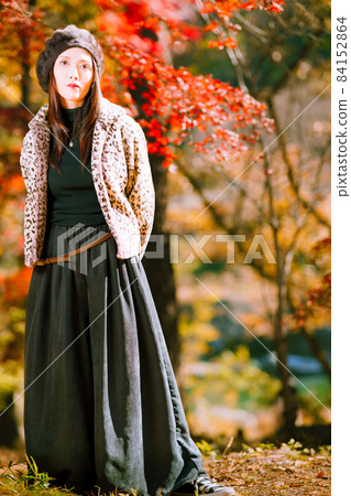 秩父楓樹公園的可愛少女 秩父楓樹公園的可愛少女 84152864