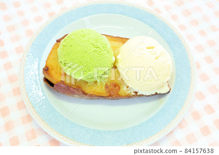 Roasted sweet potato and ice cream Roasted sweet potato and ice cream 84157638