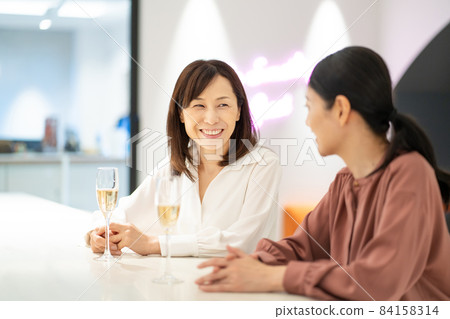 Middle Women Women's Association Shooting Cooperation: WEEK Shibadaimon (Sun Frontier Fudousan) Middle Women Women's Association Shooting Cooperation: WEEK Shibadaimon (Sun Frontier Fudousan) 84158314