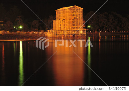 你的著裝變化 84159075