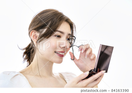 年輕的女人來彌補 84163390