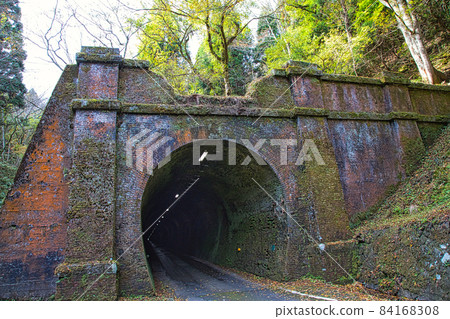 Former Hokuriku tunnels 84168308