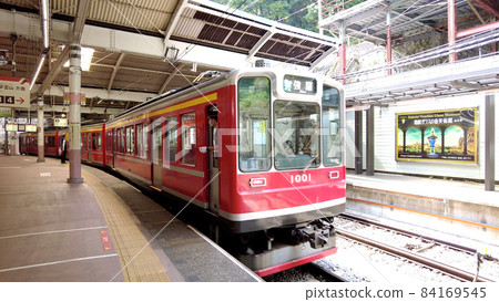 箱根登山電車出發 84169545