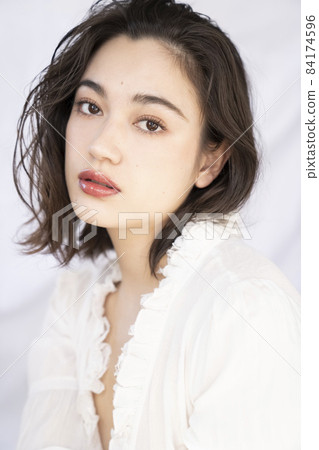 女性的美麗肖像 女性的美麗肖像 84174596