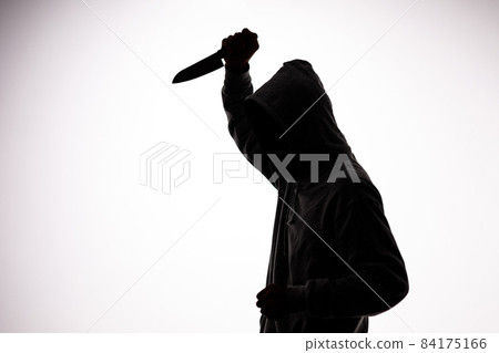 戴著兜帽刀的男人 戴著兜帽刀的男人 84175166