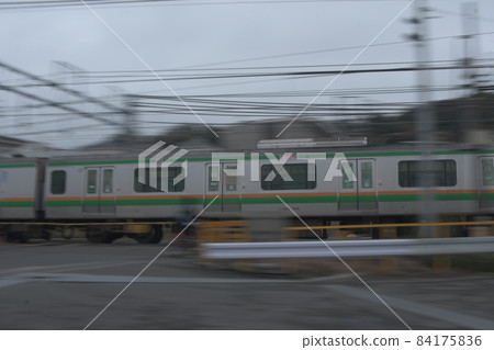 東海道線鎌倉鐵路道口平移 84175836