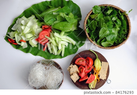 Vietnamese green vegetables hot pot, healthy eating that rich fiber, vitamin for vegetarian 84176293