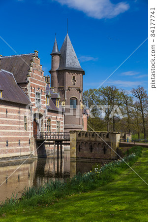 Castle Kasteel Heeswijk in Netherlands Castle Kasteel Heeswijk in Netherlands 84177741