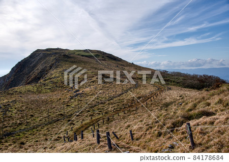 Ibukiyama Driveway Superb view Autumn scenery 2021 84178684