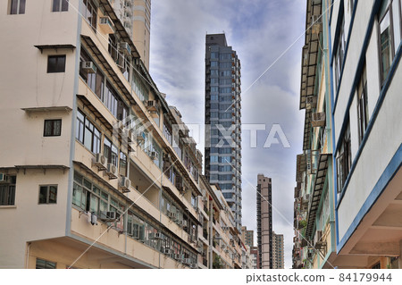 residential dwellings in the area mid rise flats, To Kwa Wan 17 July 2021 84179944