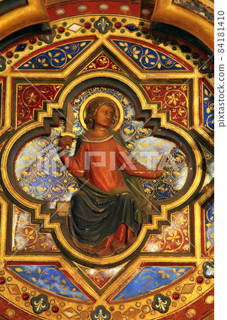 Icon on the wall of lower level of royal palatine chapel, Sainte-Chapelle, Paris Icon on the wall of lower level of royal palatine chapel, Sainte-Chapelle, Paris 84181410