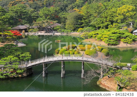 【香川縣】栗林園圓月橋和菊月亭 【香川縣】栗林園圓月橋和菊月亭 84182438