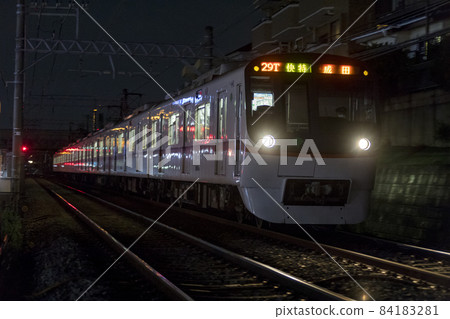 都營淺草線 5300 系列夜間運行 都營淺草線 5300 系列夜間運行 84183281