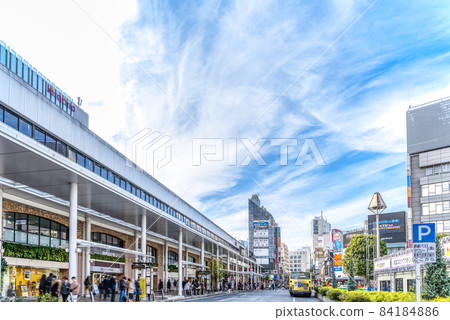 東京城市景觀吉祥寺站 84184886