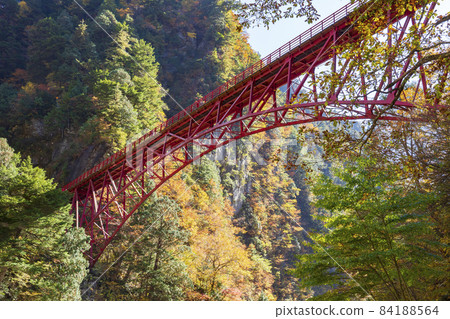 【自然景觀】黑部峽谷櫸木平奧金橋 84188564