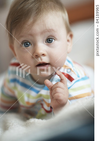 cute little newborn baby smilling 84189965