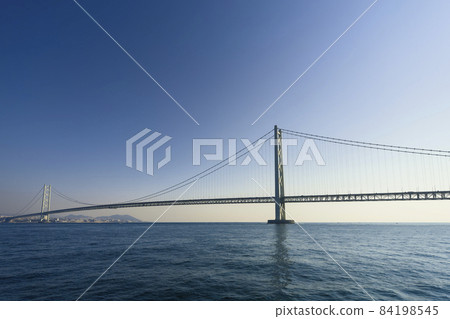 兵庫縣【明石海峽大橋】/日本兵庫縣明石海峽大橋 84198545