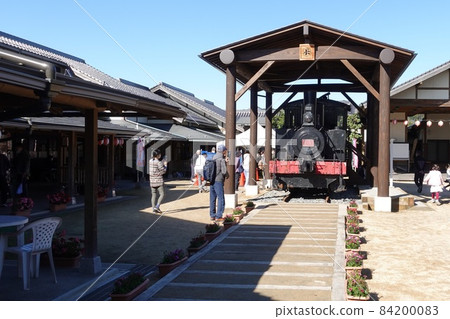 Small steam locomotive US Porter 1915 car No. 103 Pony Roadside station "Hotaru Kaido Nishinoichi" Small steam locomotive US Porter 1915 car No. 103 Pony Roadside station "Hotaru Kaido Nishinoichi" 84200083