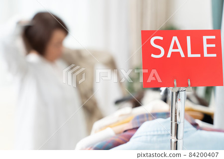 購物的女人 84200407